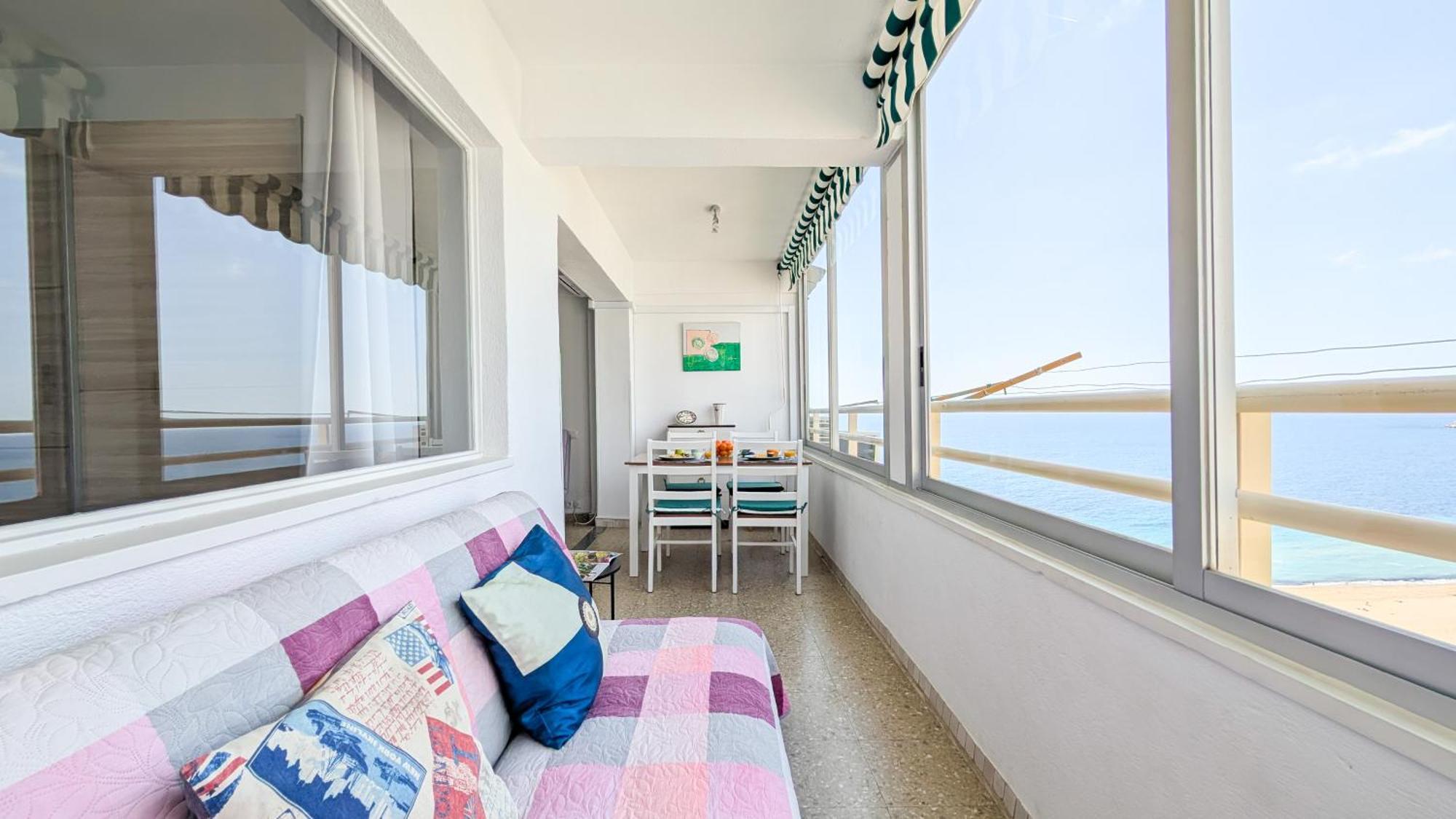 Pintor Sorolla Sea Front Apartment Benidorm Ngoại thất bức ảnh